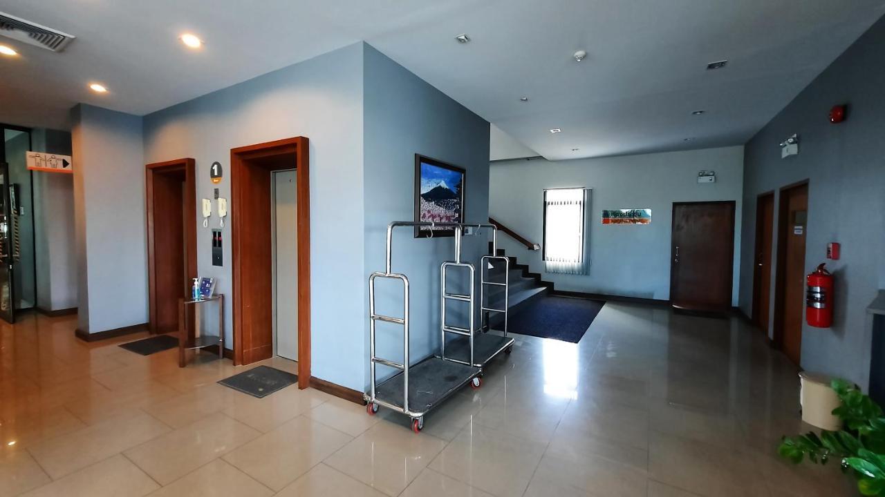 Leosor Hotel Nakhonratchasima Eksteriør bilde