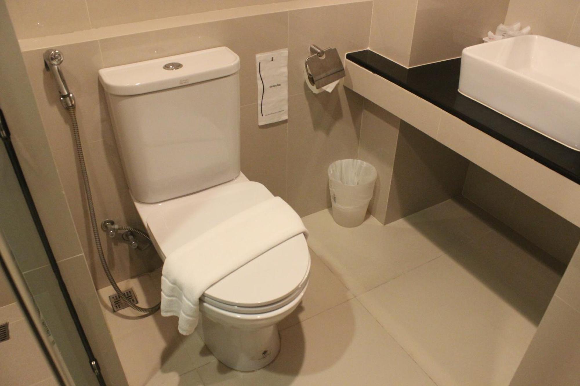Leosor Hotel Nakhonratchasima Eksteriør bilde