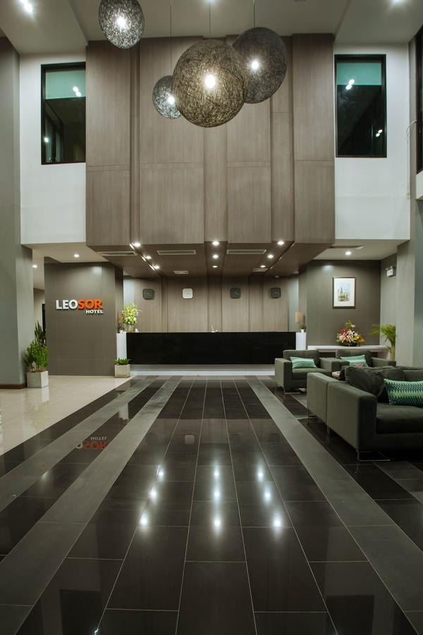 Leosor Hotel Nakhonratchasima Eksteriør bilde