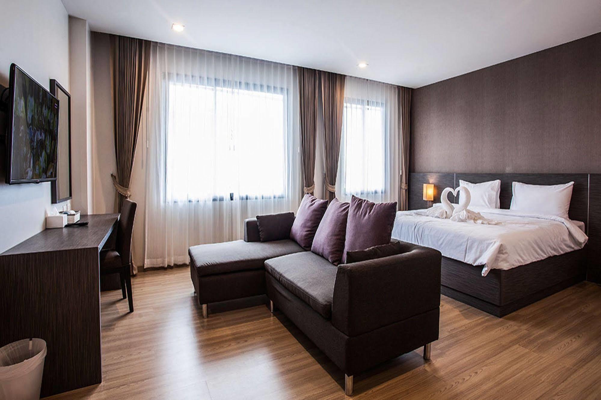 Leosor Hotel Nakhonratchasima Eksteriør bilde
